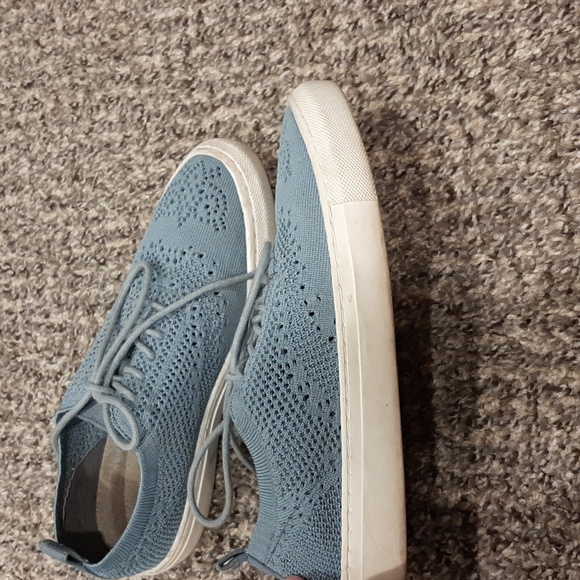 Medium blue oxford style sneakers - Picture 2 of 6